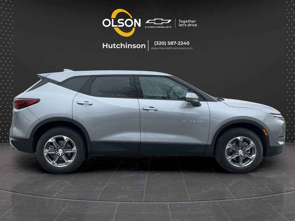 Certified 2025 Chevrolet Blazer LT AWD/4WD image 25