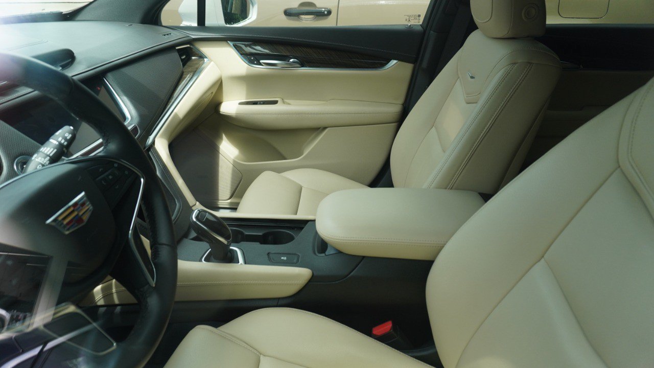 Used 2018 Cadillac XT5 FWD image 9