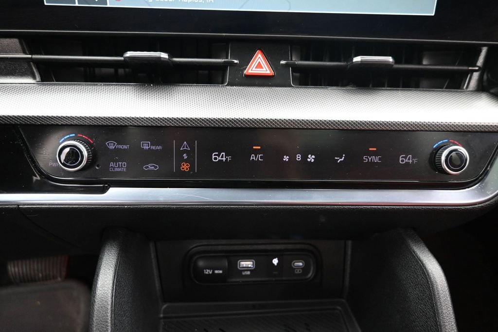 Used 2024 Kia Sportage SX AWD/4WD image 16