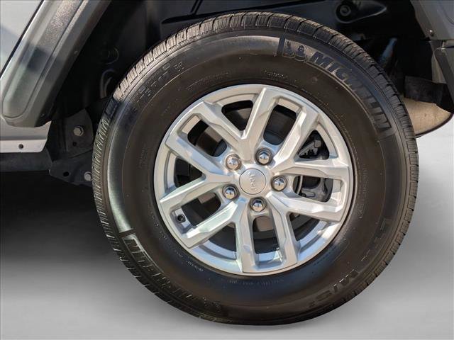 Used 2023 Jeep Wrangler Sport S image 24