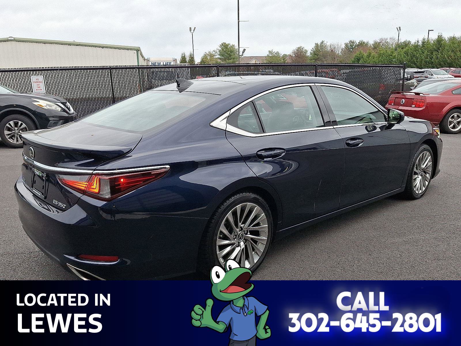 Used 2023 Lexus ES 350 Ultra Luxury image 12
