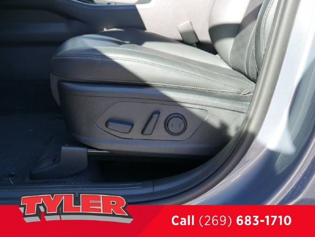 Used 2025 Kia Sorento S w/ Panoramic Sunroof Package AWD/4WD image 19