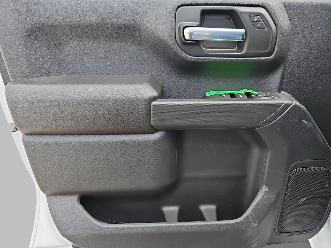 New 2026 Chevrolet Silverado 1500 Custom Trail Boss w/ LPO, Dark Essentials Package image 24