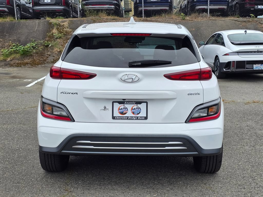 Used 2023 Hyundai Kona SE FWD image 6
