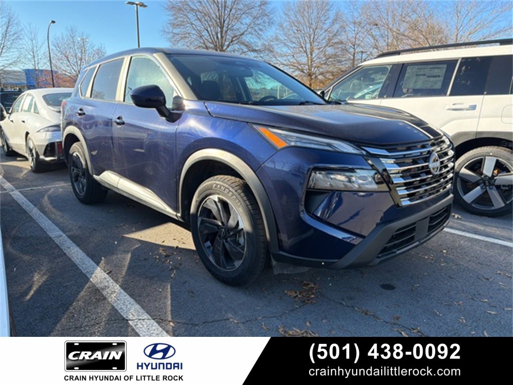 Used 2025 Nissan Rogue SV