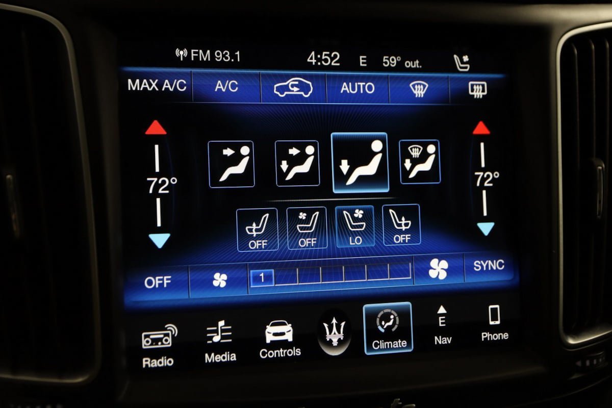 Used 2018 Maserati Levante S GranSport AWD/4WD image 39