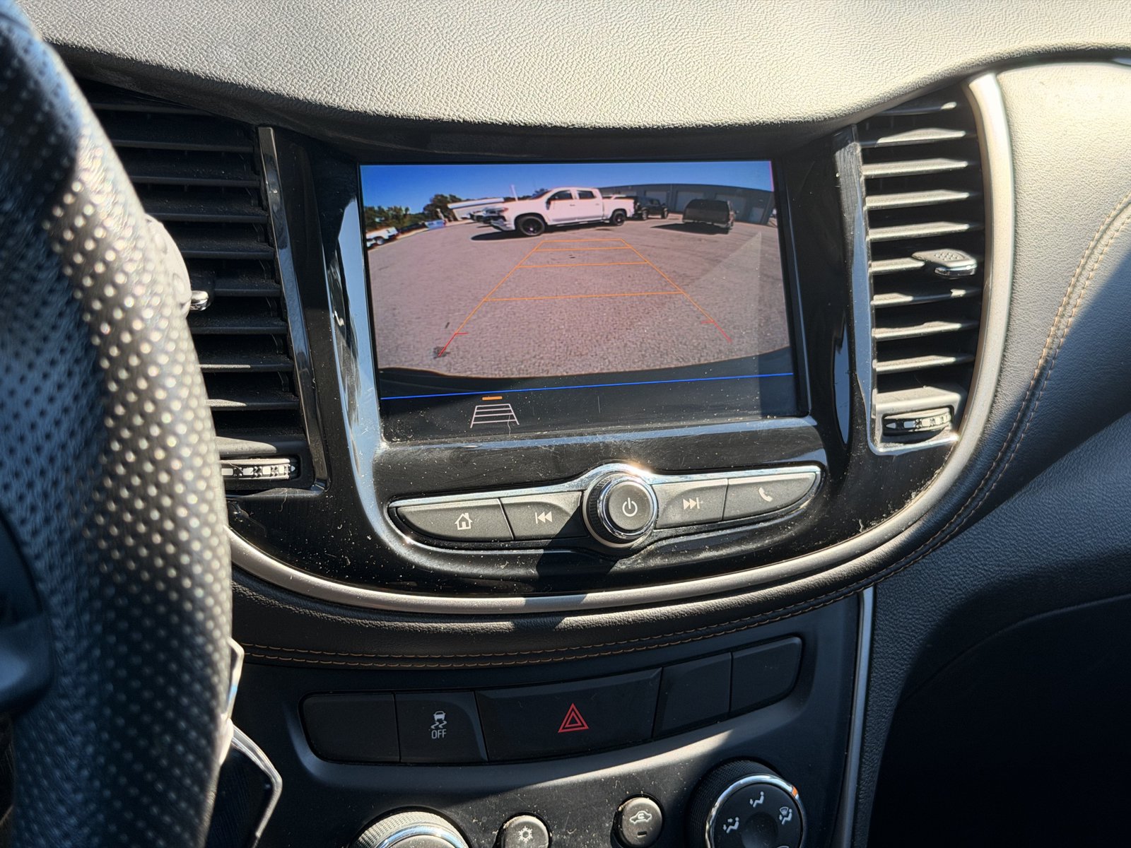 Used 2020 Chevrolet Trax LT FWD image 24