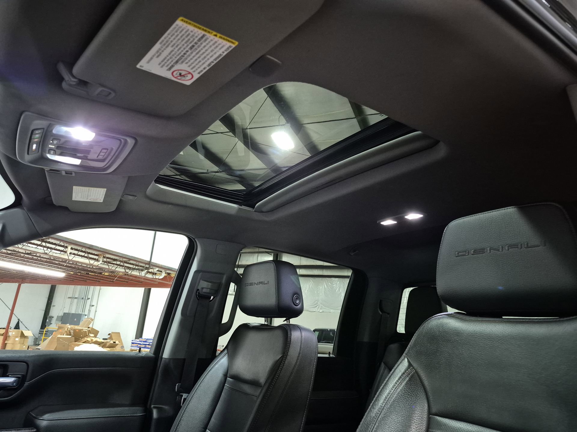 Certified 2023 GMC Sierra 3500 Denali w/ Denali Ultimate Package AWD/4WD image 19