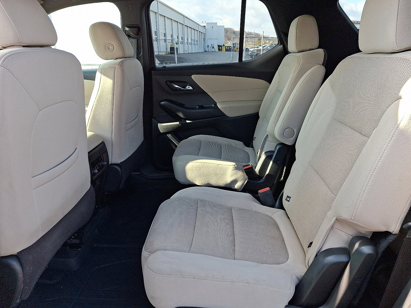 Used 2023 Chevrolet Traverse LT w/ LPO, Floor Liner Package image 10