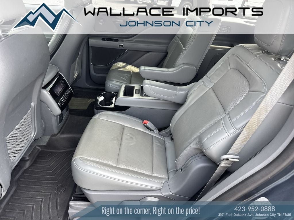 Used 2021 Lincoln Aviator Reserve w/ Equipment Group 201A AWD/4WD image 36