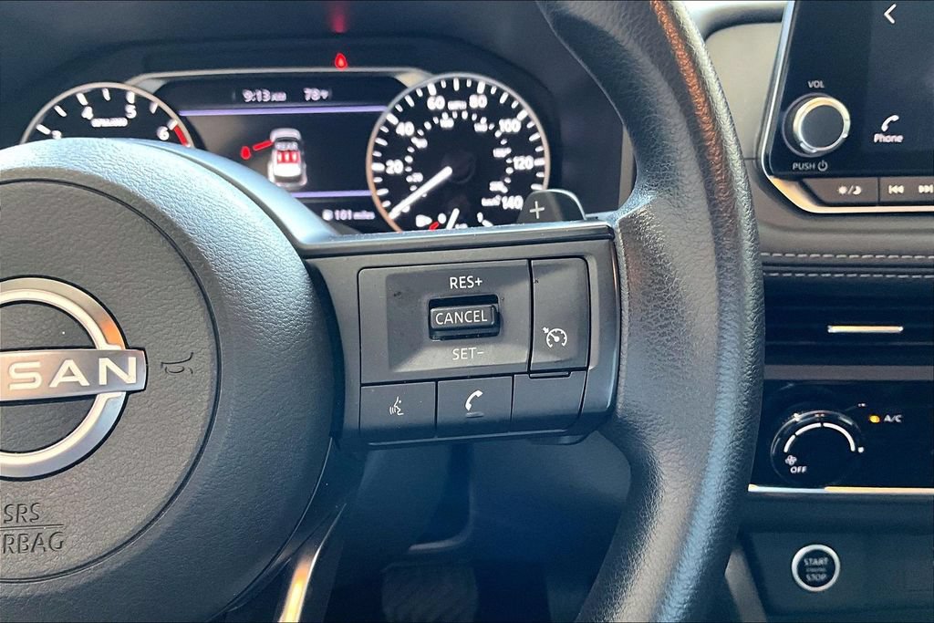 Used 2023 Nissan Rogue S FWD image 12