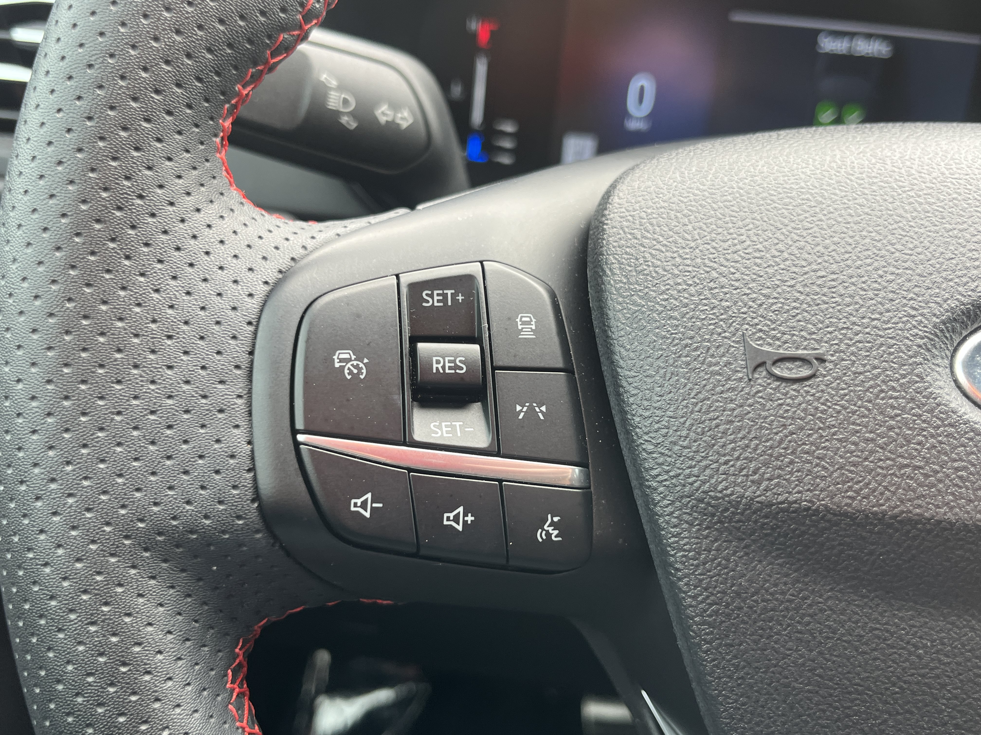 Used 2023 Ford Escape ST-Line w/ Tech Pack #1 FWD image 19