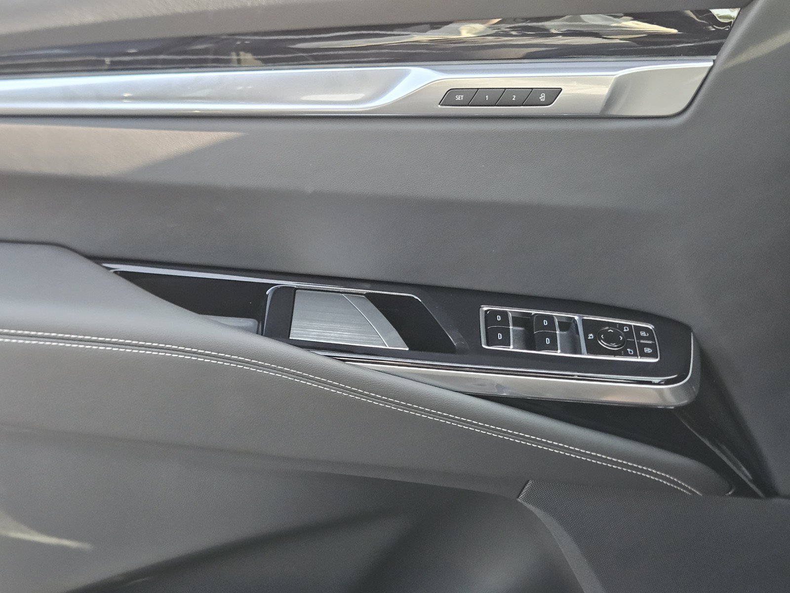 New 2026 Cadillac Escalade Sport w/ Touring Package AWD/4WD image 16