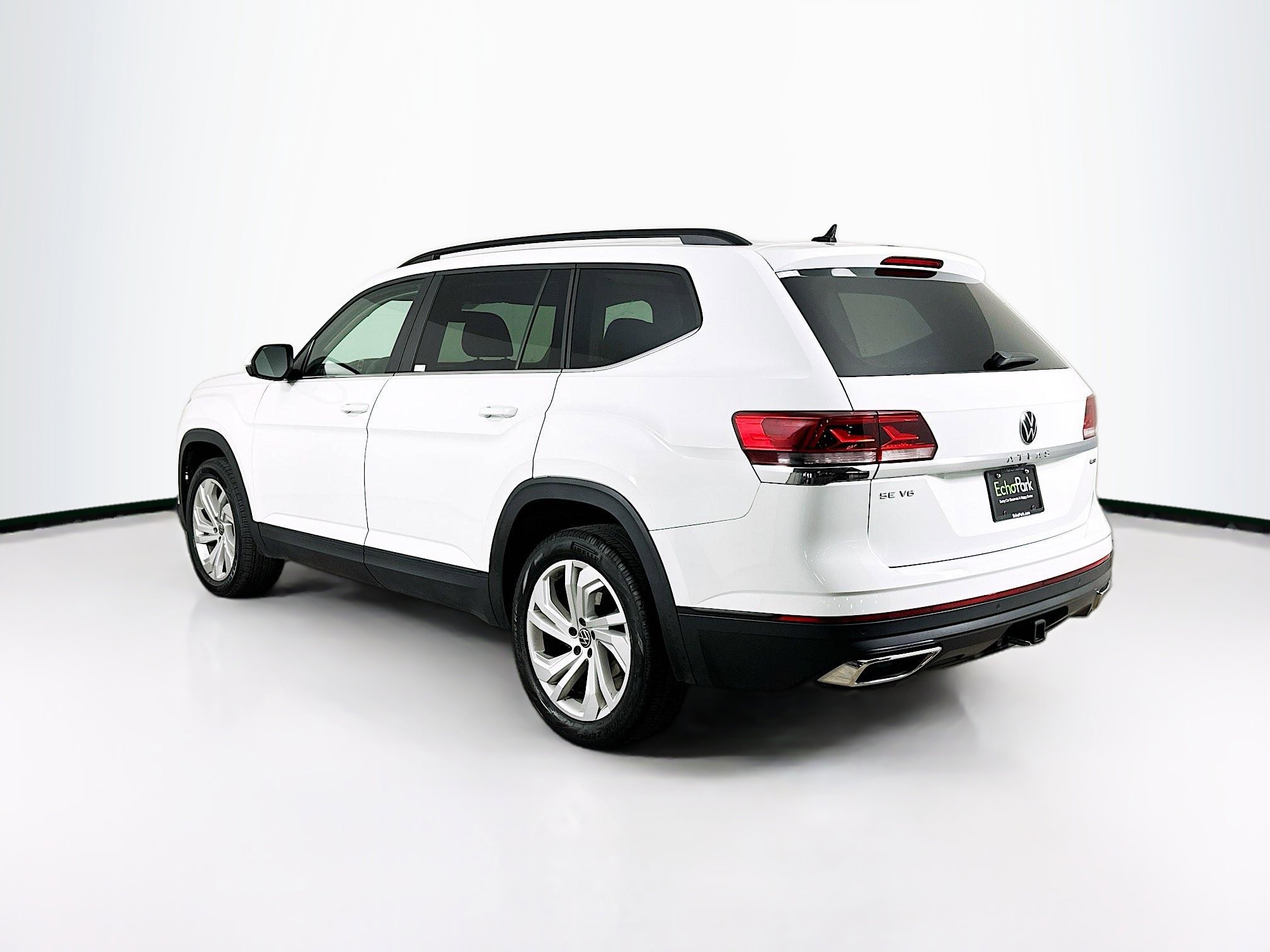 Used 2023 Volkswagen Atlas SE image 5