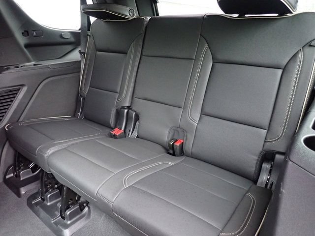 Used 2024 Chevrolet Tahoe Premier w/ Premium Package AWD/4WD image 20