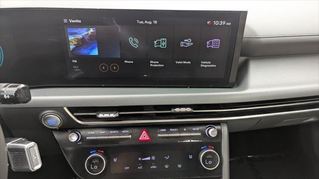 Used 2025 Hyundai Sonata SEL FWD image 28