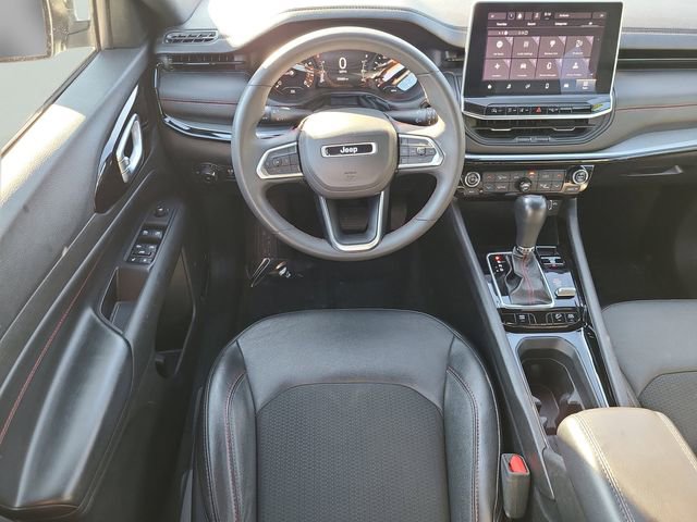 Used 2023 Jeep Compass Trailhawk AWD/4WD image 16