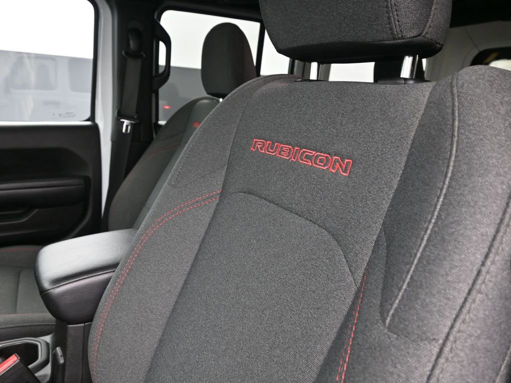Used 2025 Jeep Wrangler Unlimited Rubicon image 14