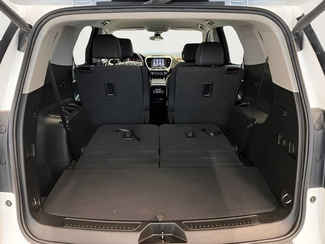 Certified 2023 GMC Acadia SLE w/ Driver Convenience Package AWD/4WD image 9