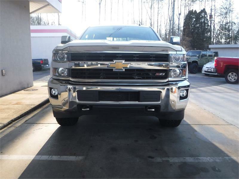 Used 2015 Chevrolet Silverado 2500 LTZ image 17