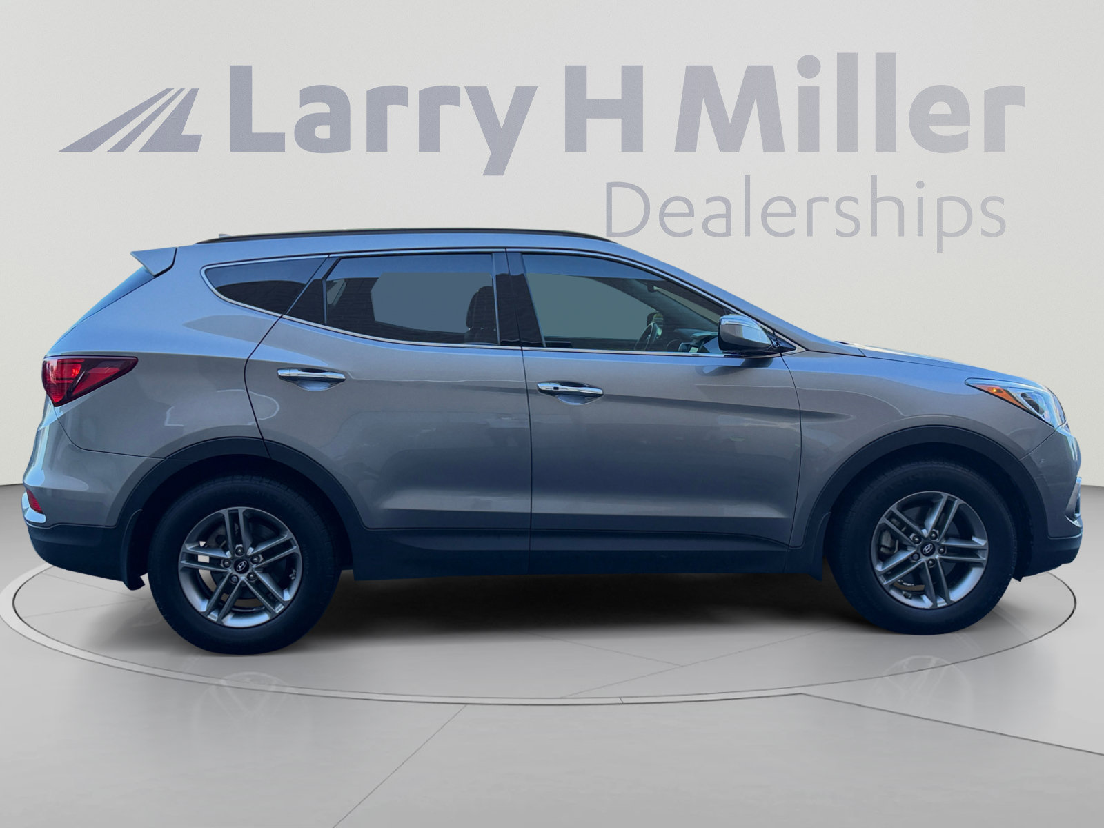 Used 2017 Hyundai Santa Fe Sport w/ 2.4L Tech Package 04 FWD image 6