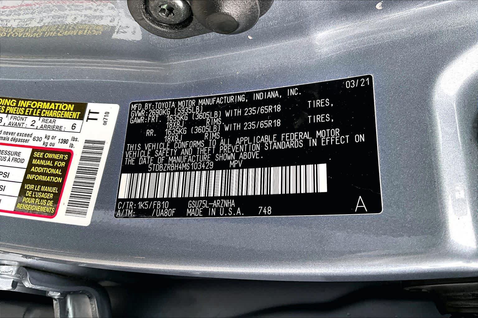 Used 2021 Toyota Highlander LE AWD/4WD image 33