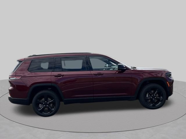 New 2026 Jeep Grand Cherokee L Limited w/ Limited Altitude Package AWD/4WD image 7