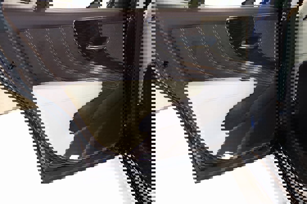 Used 2019 Lexus LS 500 AWD image 56