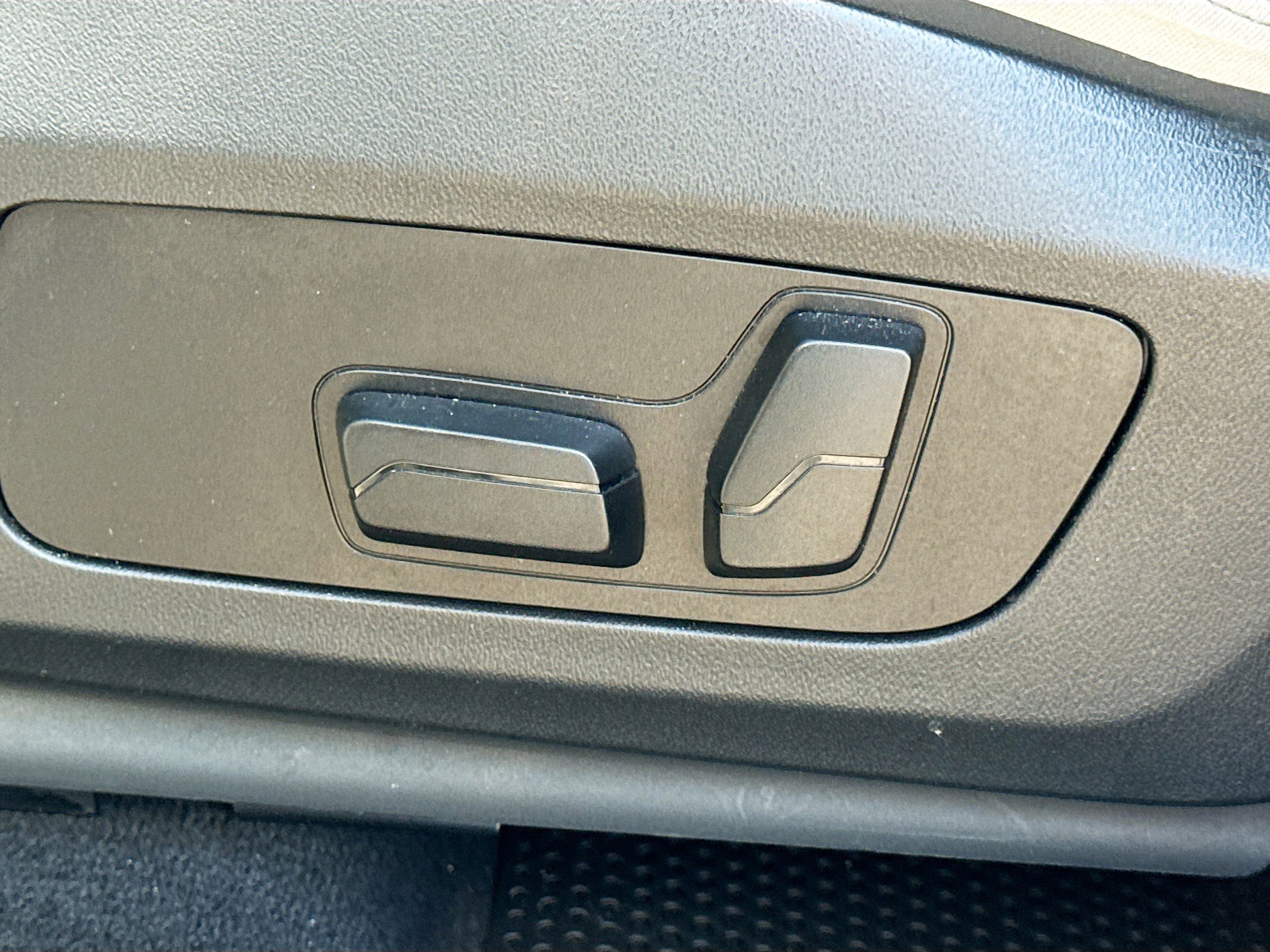 Used 2023 BMW X1 xDrive28i image 24