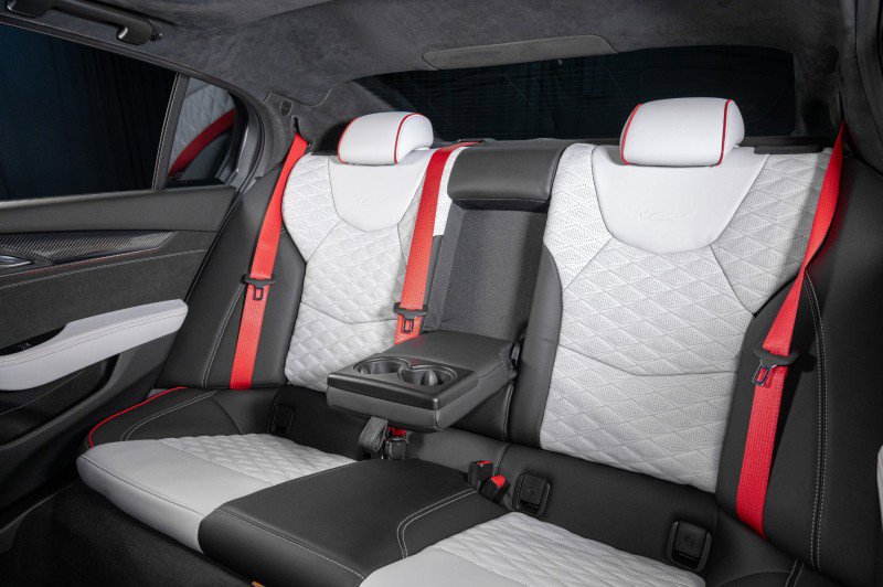 Used 2026 Cadillac CT5 V Blackwing w/ LPO, Red Accent Package RWD image 31