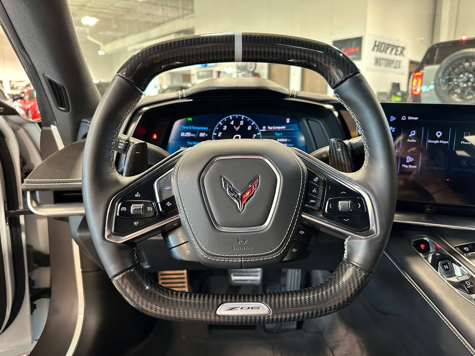 Used 2025 Chevrolet Corvette Z06 RWD image 12
