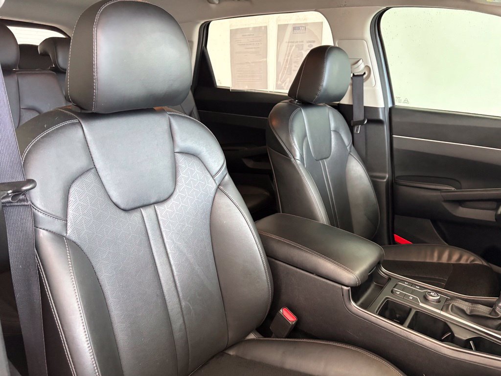 Used 2022 Kia Sorento S FWD image 40