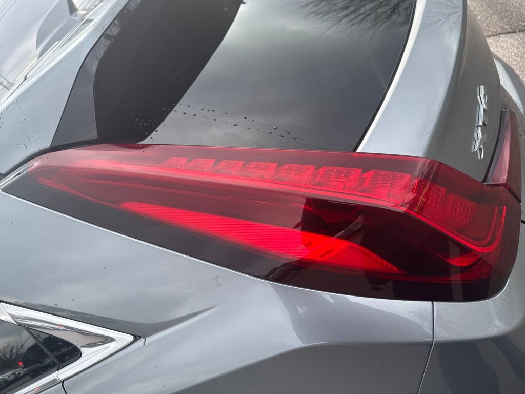 Used 2024 Cadillac XT4 Premium Luxury image 44