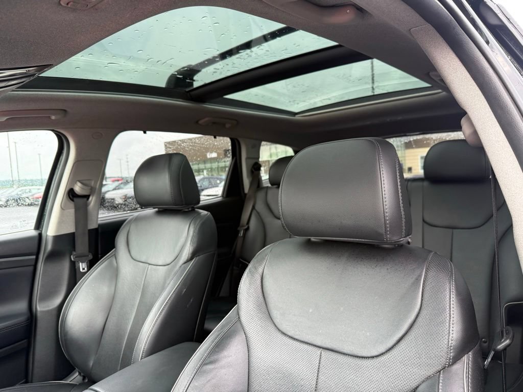 Used 2021 Hyundai Santa Fe Limited w/ Cargo Package AWD/4WD image 21