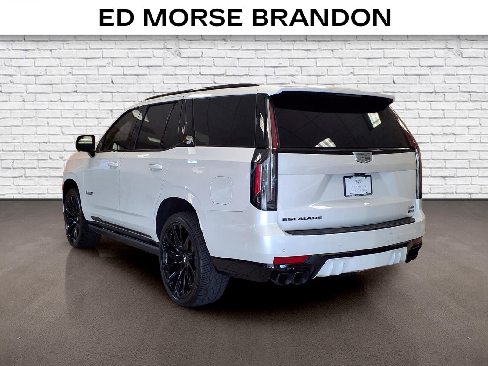 Certified 2023 Cadillac Escalade V w/ LPO, ONYX Package AWD/4WD image 3