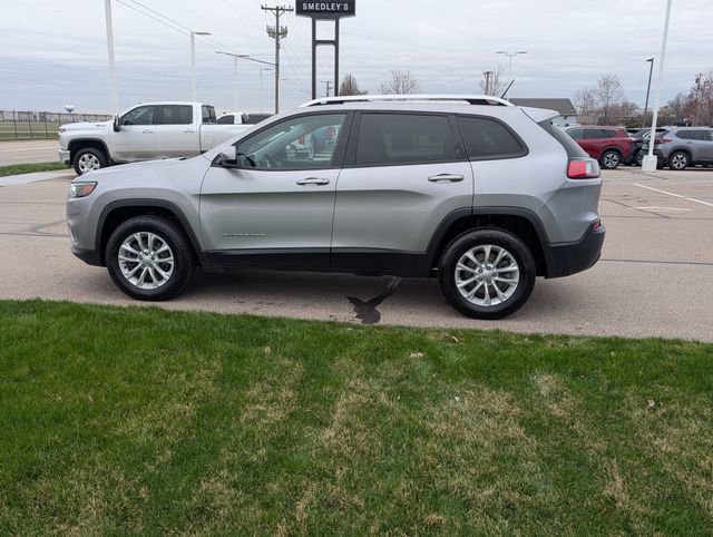 Used 2020 Jeep Cherokee Latitude AWD/4WD image 10