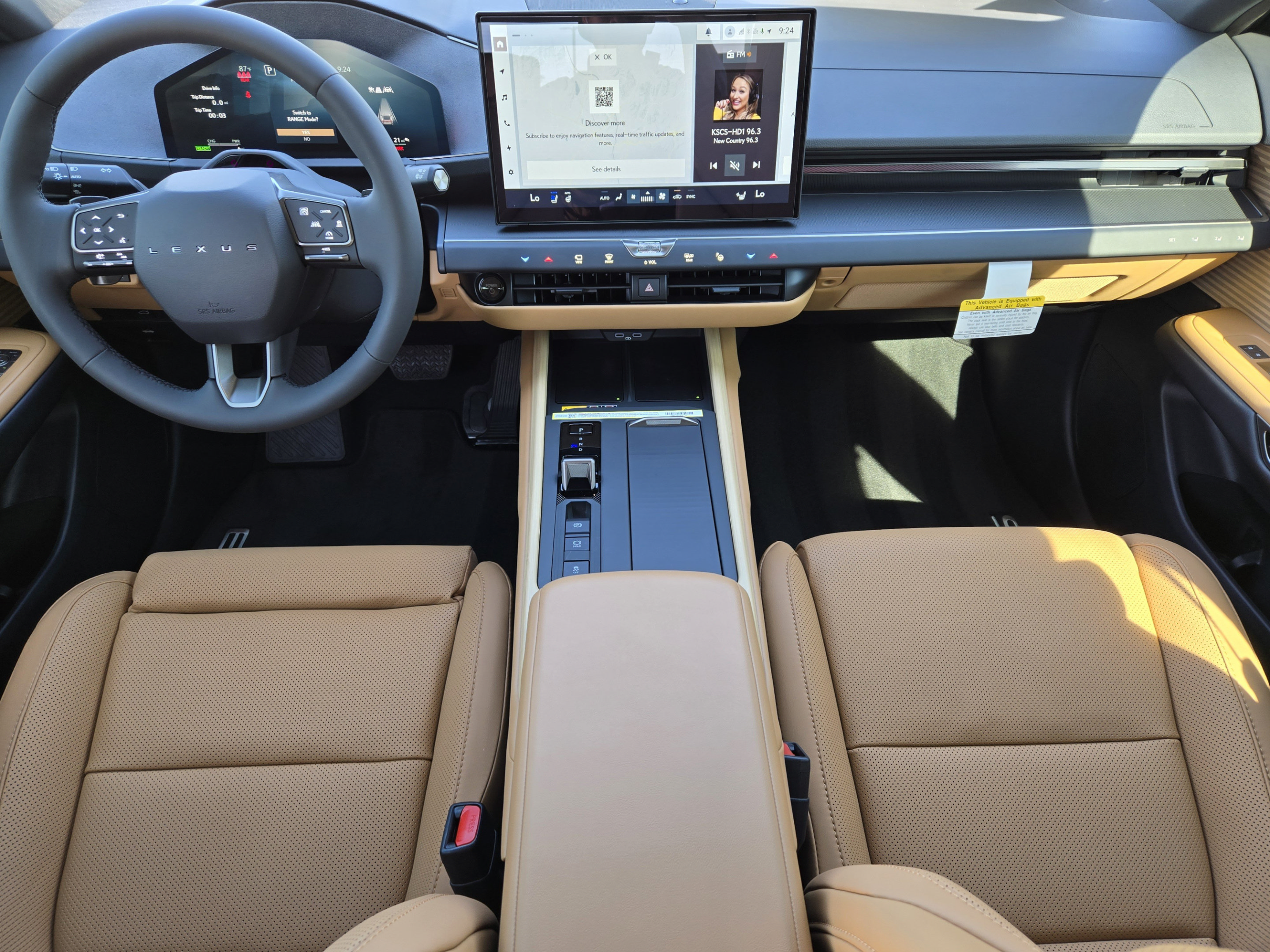 New 2026 Lexus ES 350e w/ Cold Area Package FWD image 16