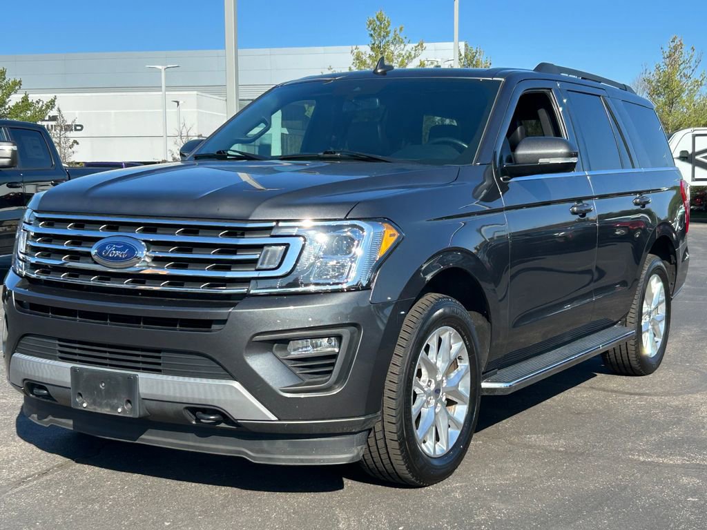 Used 2021 Ford Expedition XLT image 3
