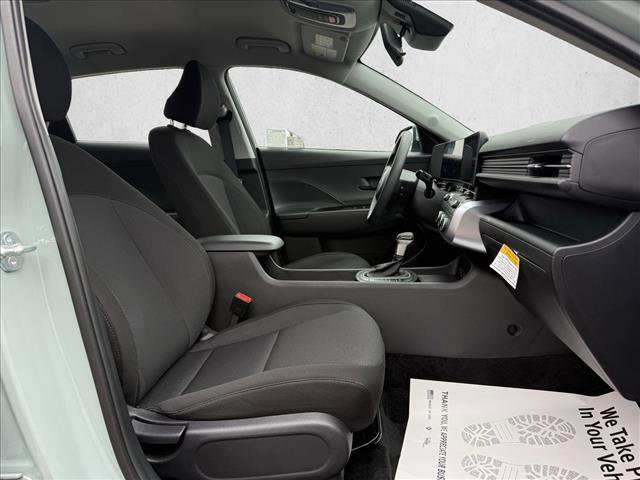 Certified 2025 Hyundai Kona SE FWD image 18