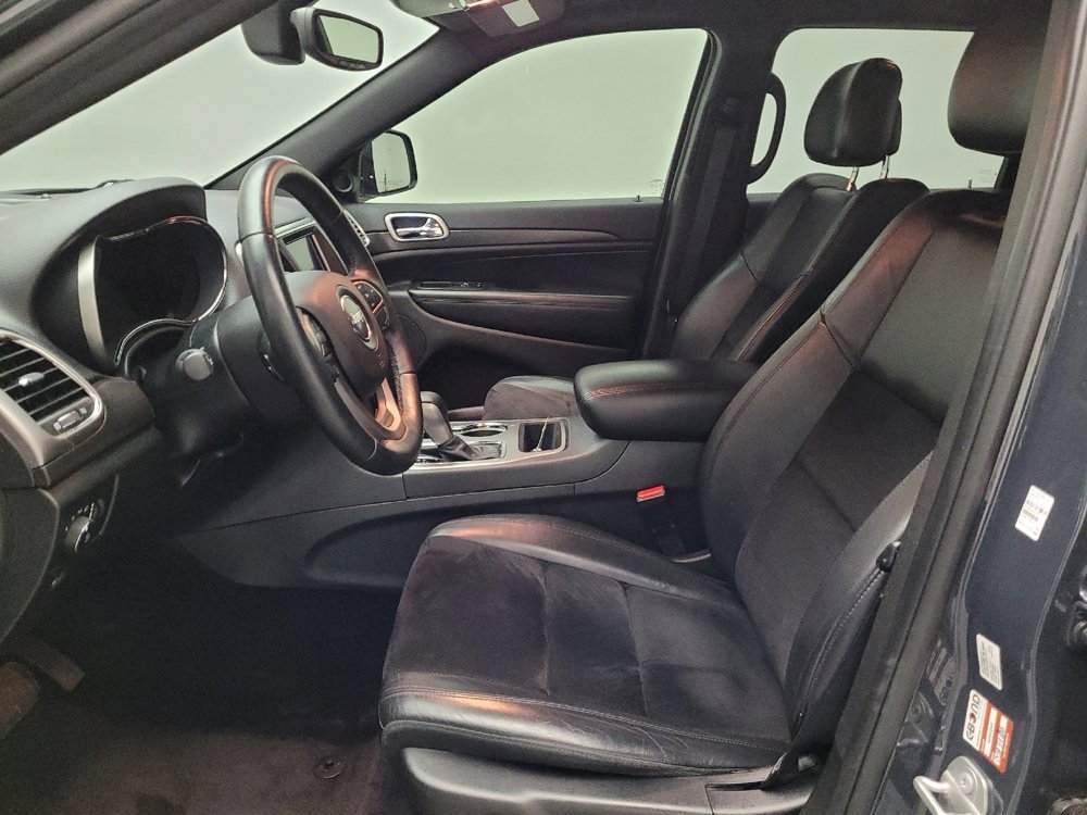 Used 2018 Jeep Grand Cherokee Altitude AWD/4WD image 17