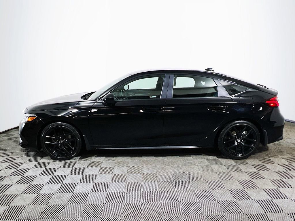 Used 2023 Honda Civic Sport image 5