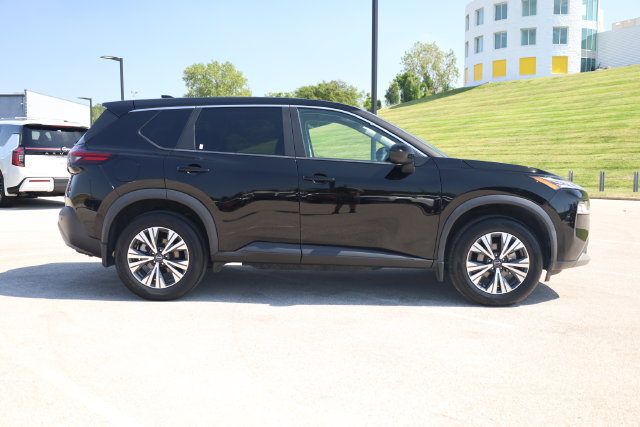 Certified 2023 Nissan Rogue SV AWD/4WD image 4
