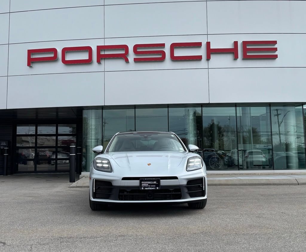 Certified 2025 Porsche Panamera 4 AWD/4WD image 22