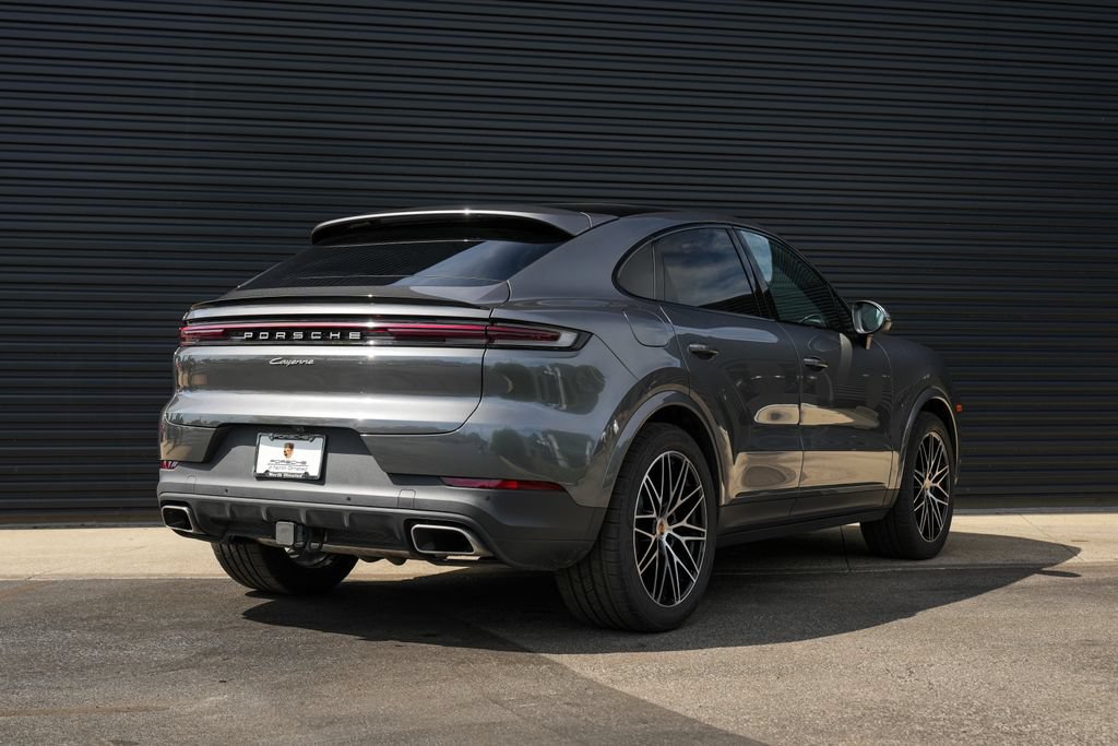 Certified 2026 Porsche Cayenne Coupe AWD/4WD image 13