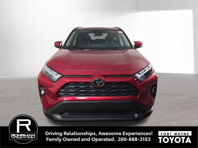 Used 2025 Toyota RAV4 XLE Premium image 3