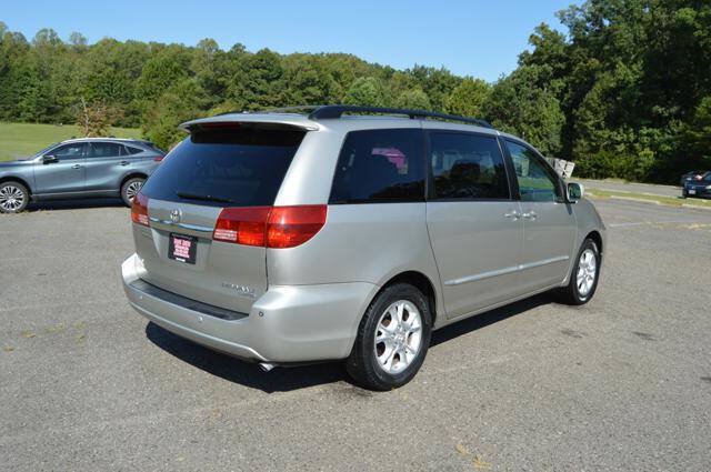 Used 2004 Toyota Sienna XLE Limited w/ Limited Pkg 5 FWD image 60