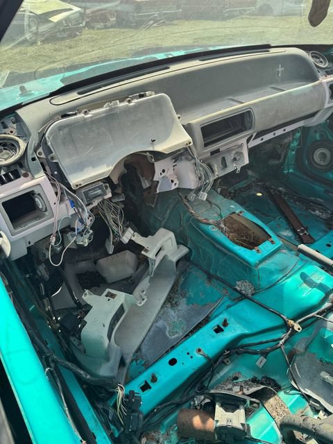 Used 1992 Ford Mustang LX RWD image 6