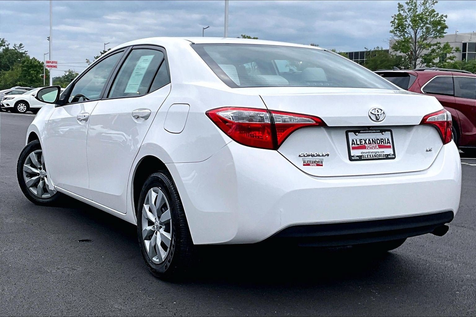 Used 2014 Toyota Corolla LE FWD image 11