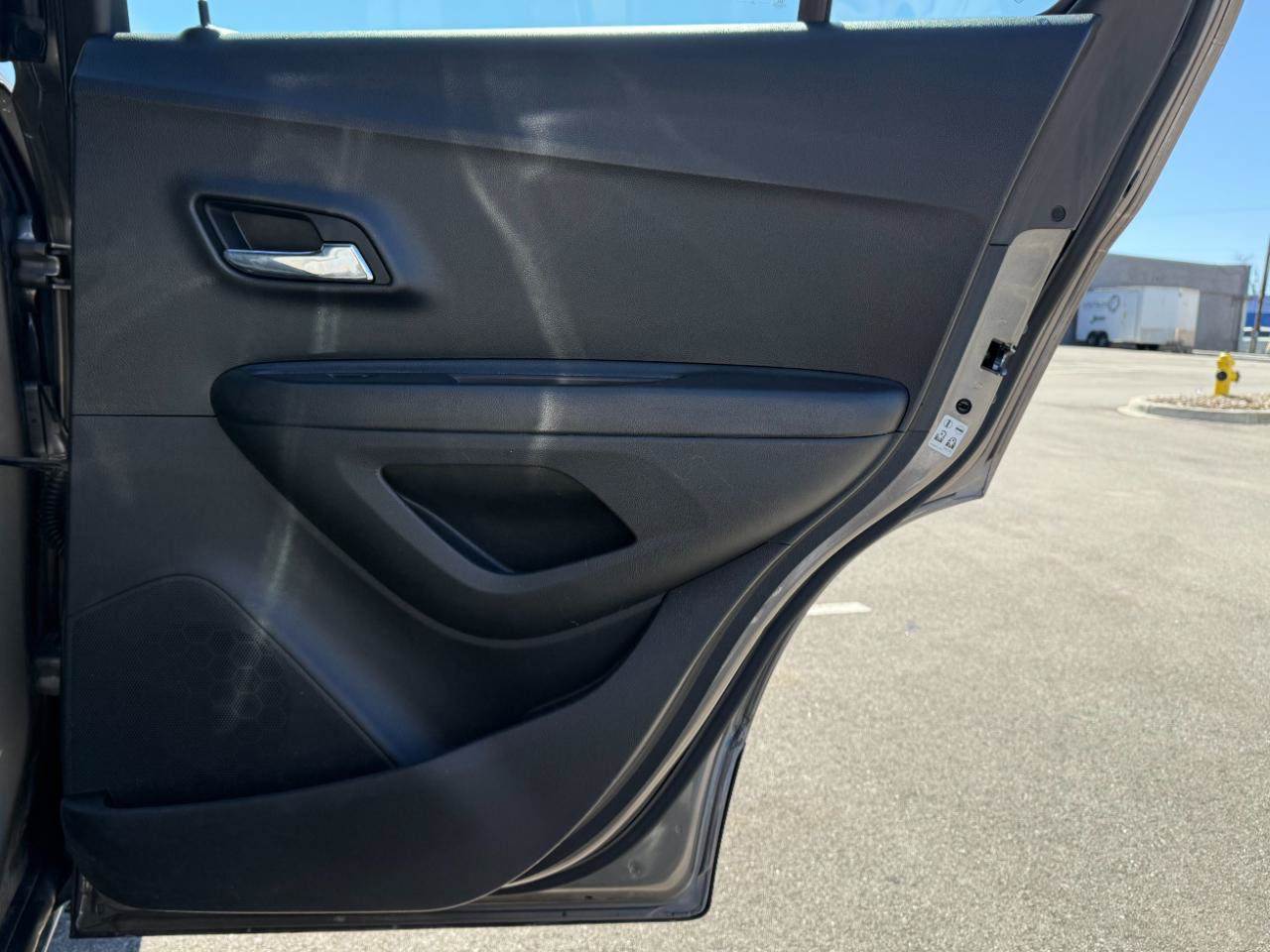 Used 2020 Chevrolet Trax LS FWD image 20