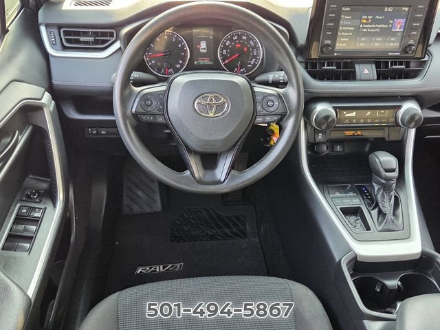 Used 2021 Toyota RAV4 LE FWD image 11